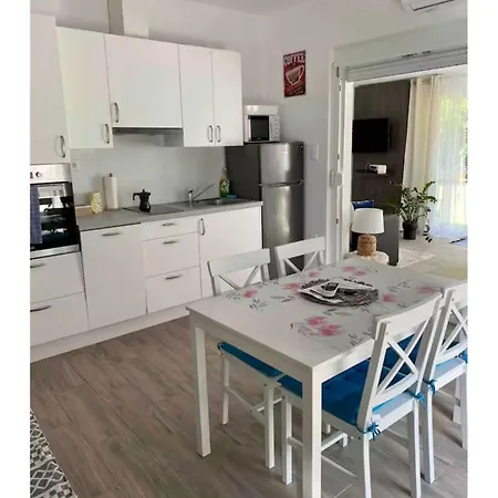 Apartamento Riverside Szigetkoez